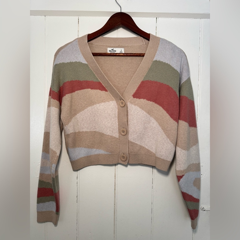 Vintage “Y2K” Hollister Button-Up Cardigan. - Picture 1 of 3